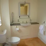 דירה Grove Homes 3 Bed By Trident Homes
