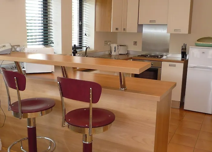 Апартаменты Grove Homes 3 Bed By Trident Homes